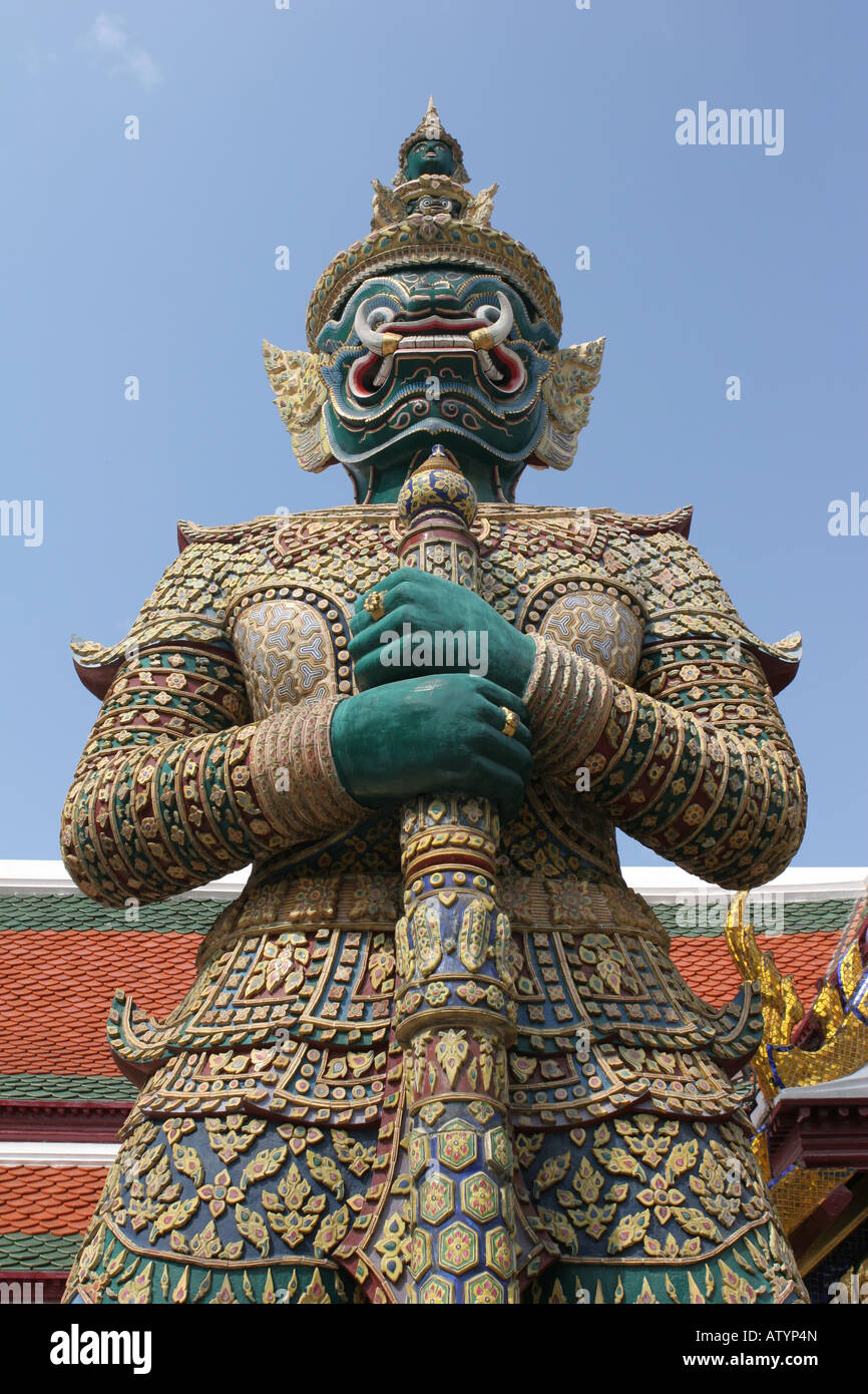 Ornate statue Grand Palace Bangkok Thailand Stock Photo - Alamy