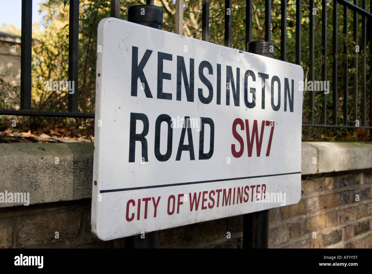 Kensington Road London SW7 street name sign Stock Photo Alamy