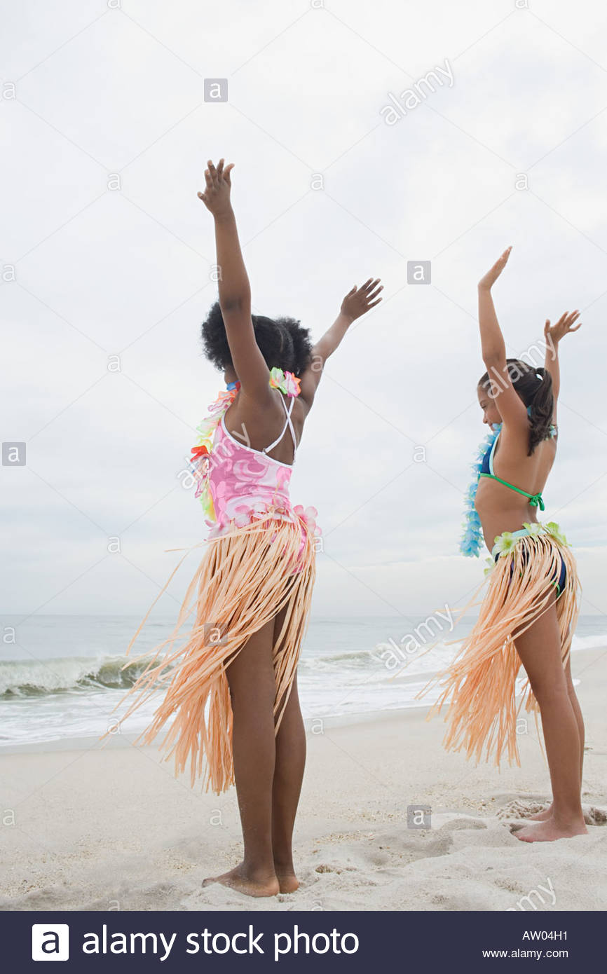 Grass Skirts Stock Photos & Grass Skirts Stock Images Alamy