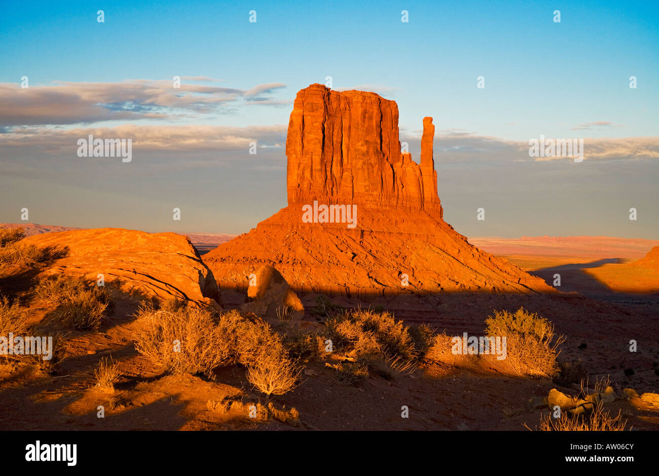 Left Mitten Left Mitten at Sunset Monument Valley Southern Utah USA Stock Photo - Alamy
