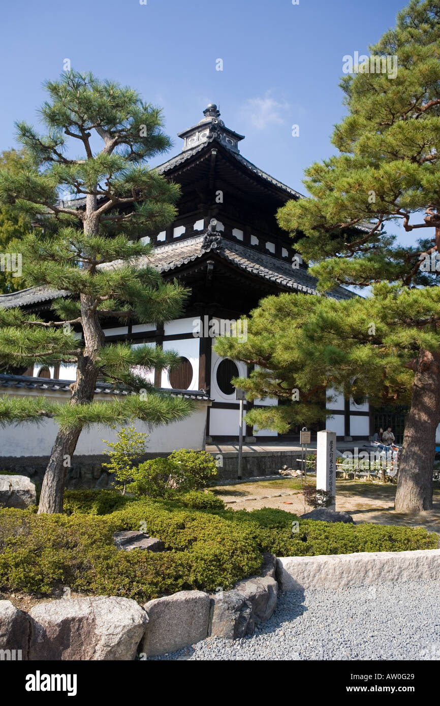 Grounds of Tofuku-ji Temple Kyoto Japan Stock Photo - Alamy