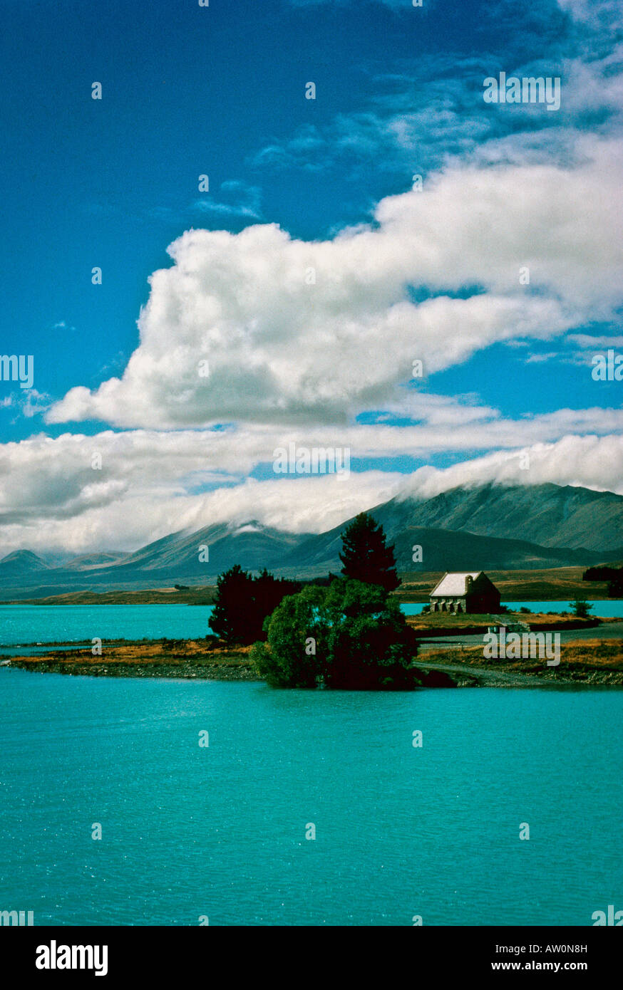 Lake Tekapo is on the South Island of New Zealand Stock Photo - Alamy