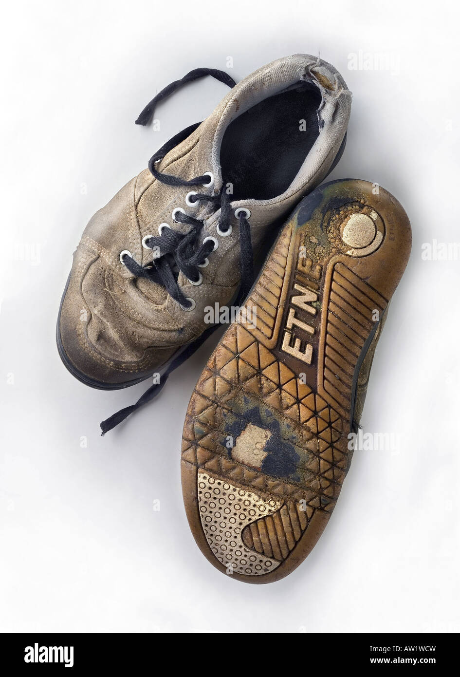 Worn, skateboard, shoes Stock Photo Alamy