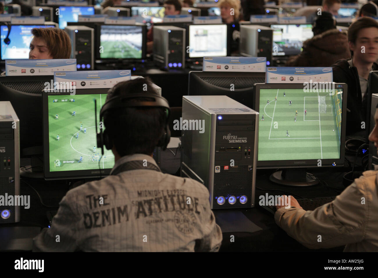 Teenagers playing computer games LAN Party network game Stock Photo