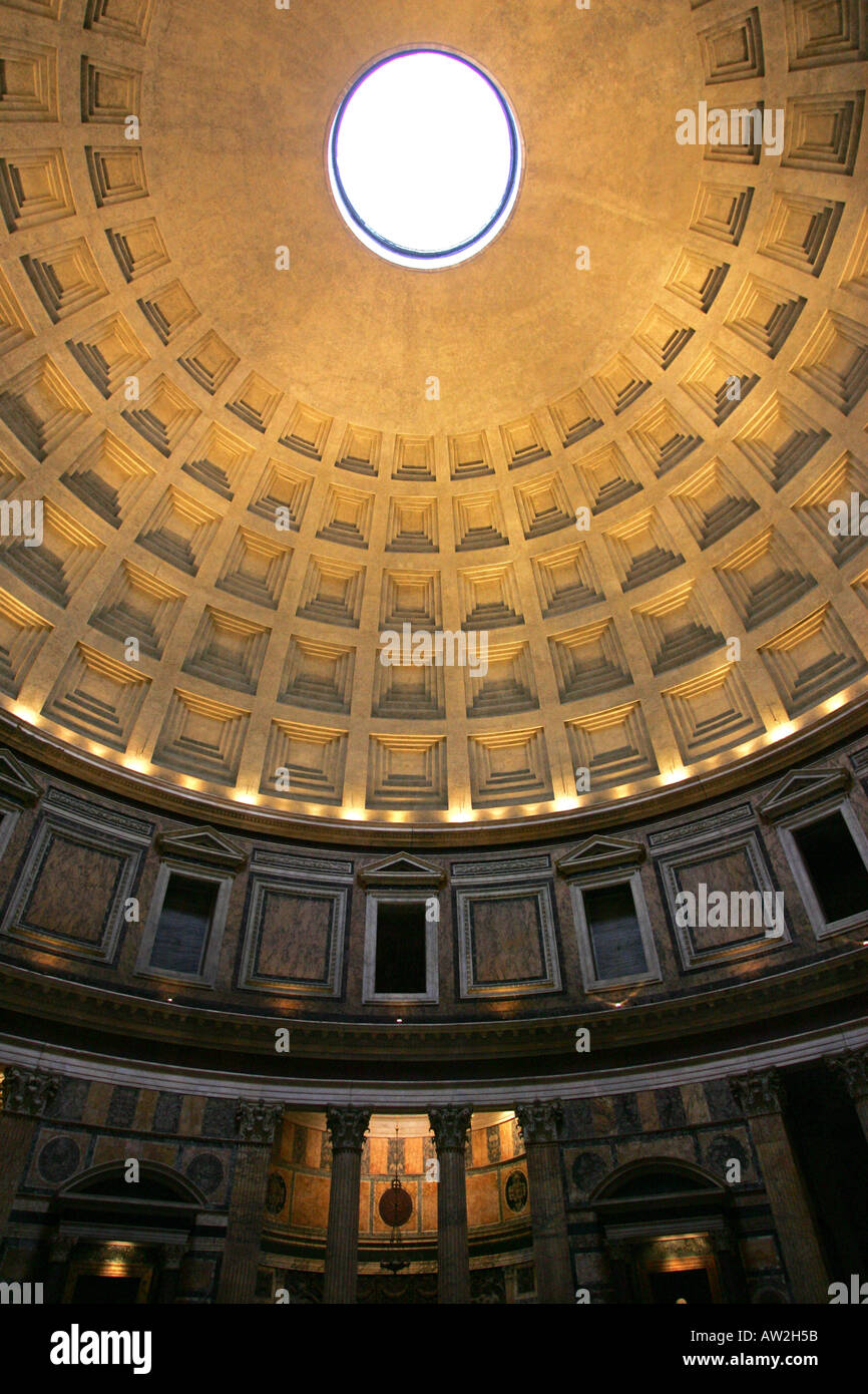 The open roof oculus in the dome of the Pantheon Rome Italy, a major  tourist must see attraction Europe Stock Photo - Alamy