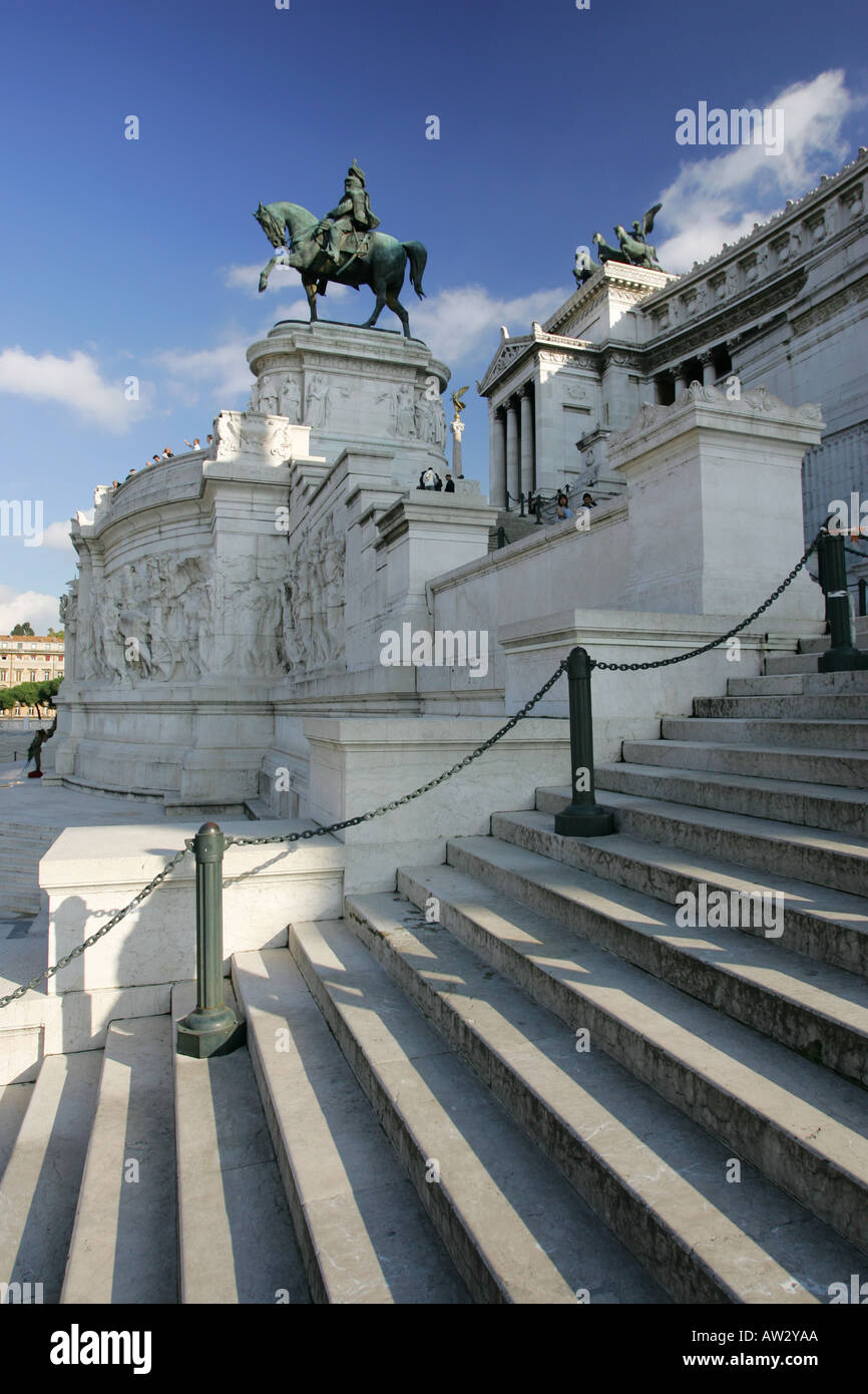Large Statue Rome Giant bronze Roman statues adorn the magnificent architecture of the ...