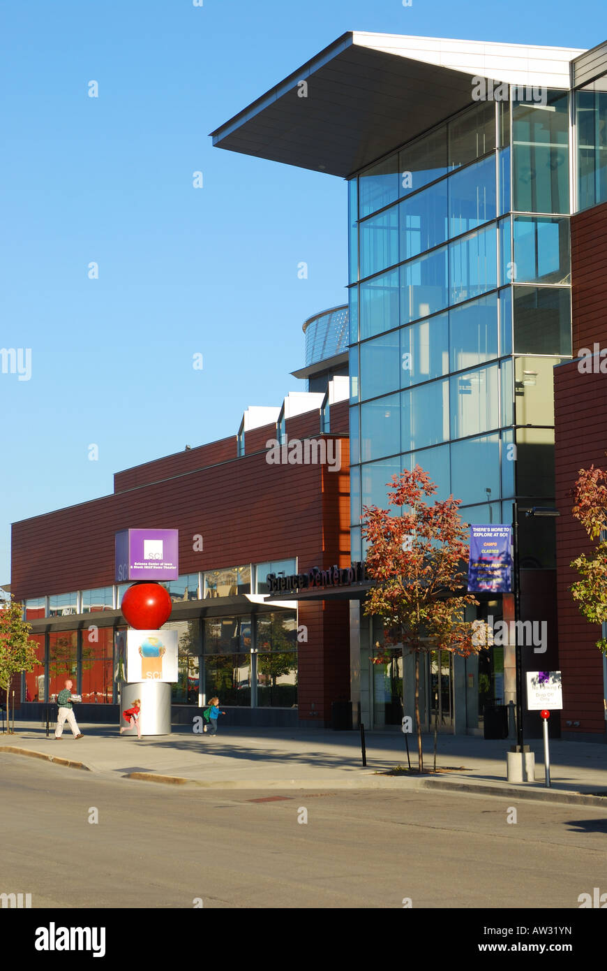 Iowa des moines science center hires stock photography and images Alamy