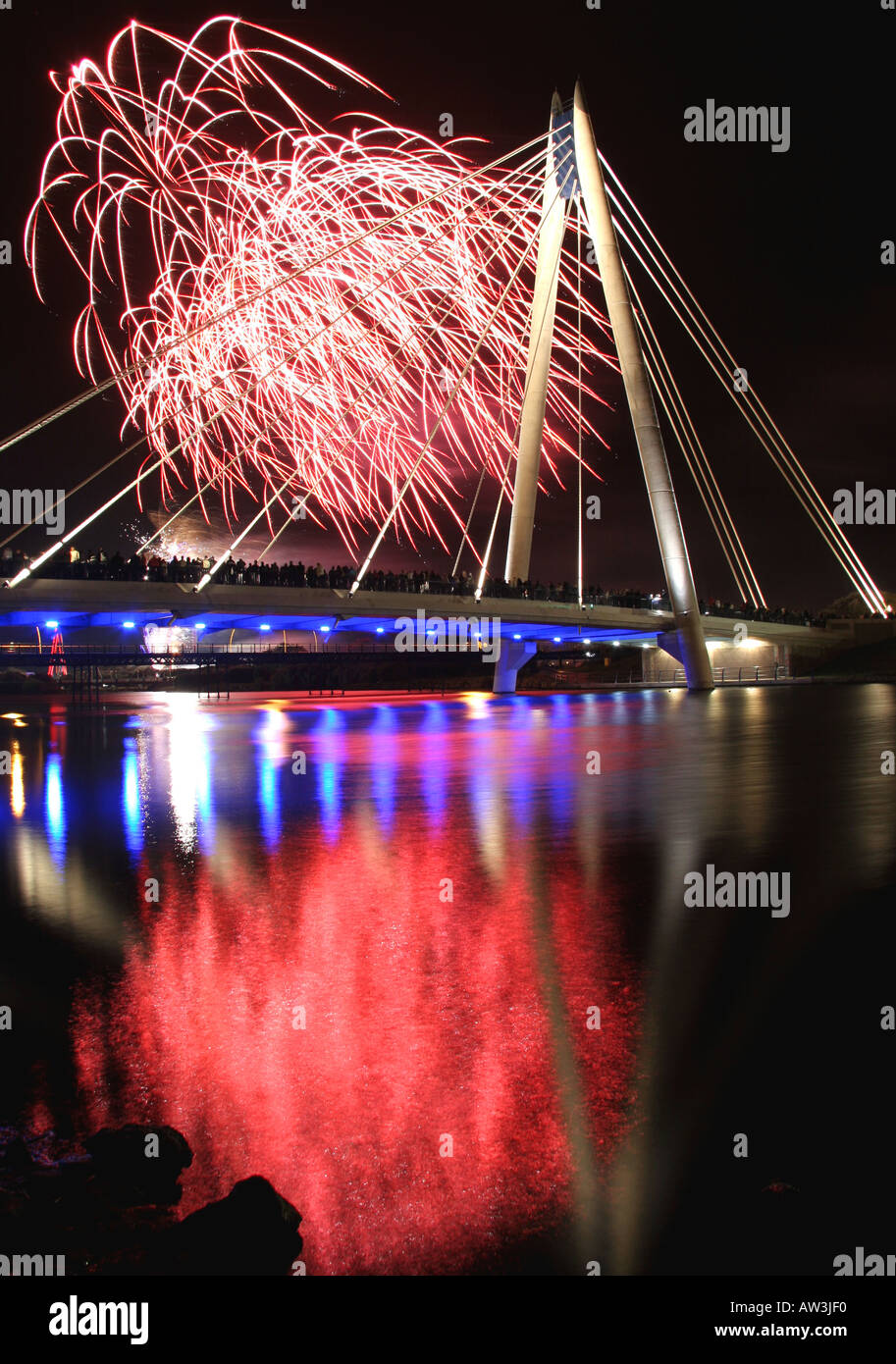 southport-fireworks-hi-res-stock-photography-and-images-alamy