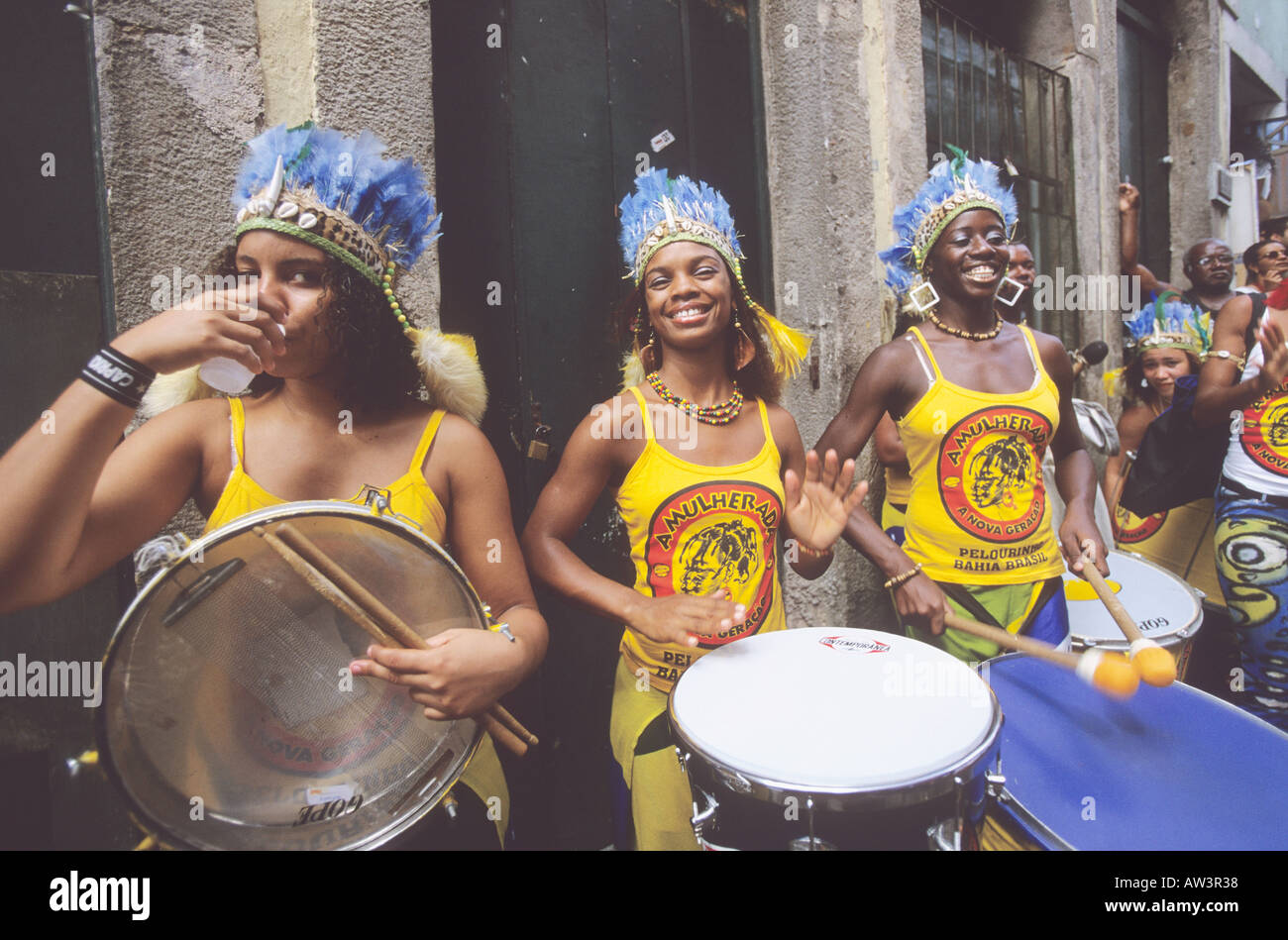 Brazil carnival drum hi-res stock photography and images - Page 15