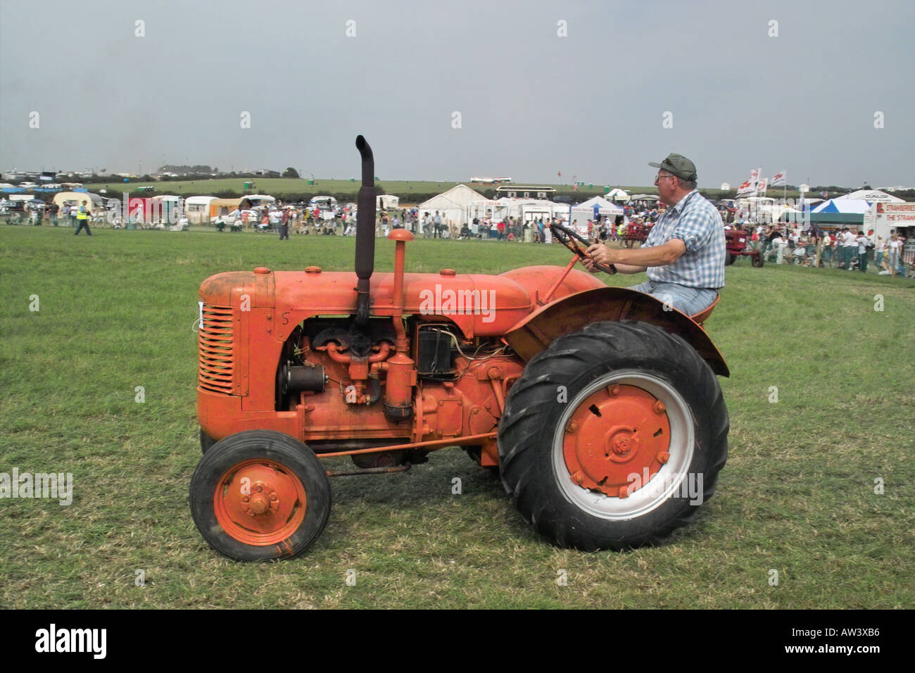 Vintage tractor, Dorset Steam Fair, 2005 Stock Photo Alamy