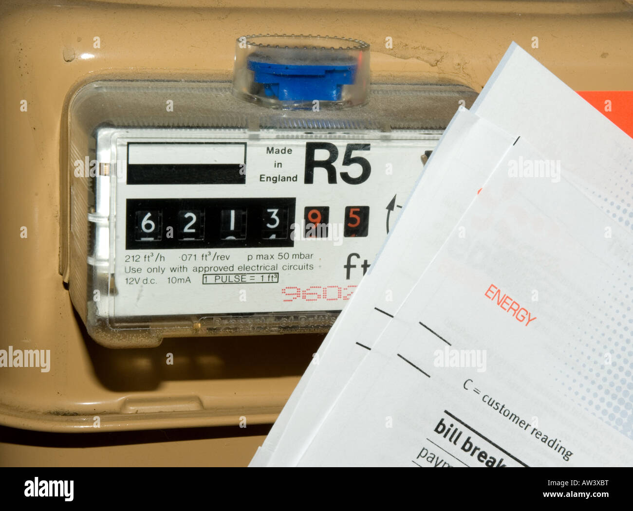 Domestic gas meter hires stock photography and images Alamy
