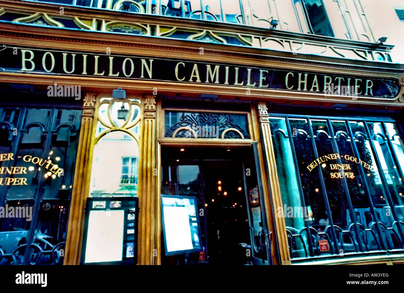 France, Paris, 'Bouillon Racine' Belgian Bistro Restaurant Regional Flemish, Vintage signs, Front Shop Window, art nouveau art, vintage Paris window Stock Photo