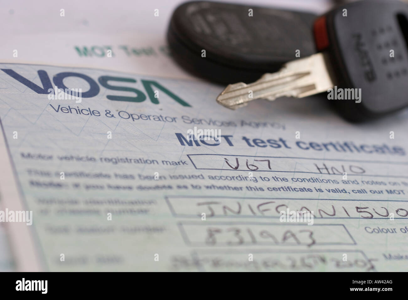 vosa mot test certificate with car keys vehicle operator services agency Stock Photo
