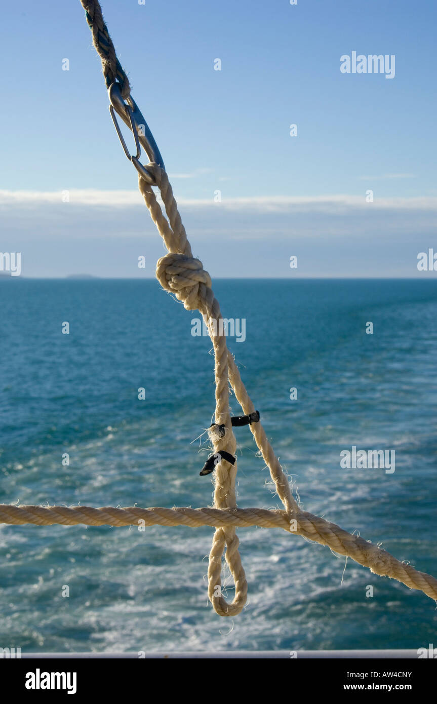 Chain to rope splice hi-res stock photography and images - Alamy