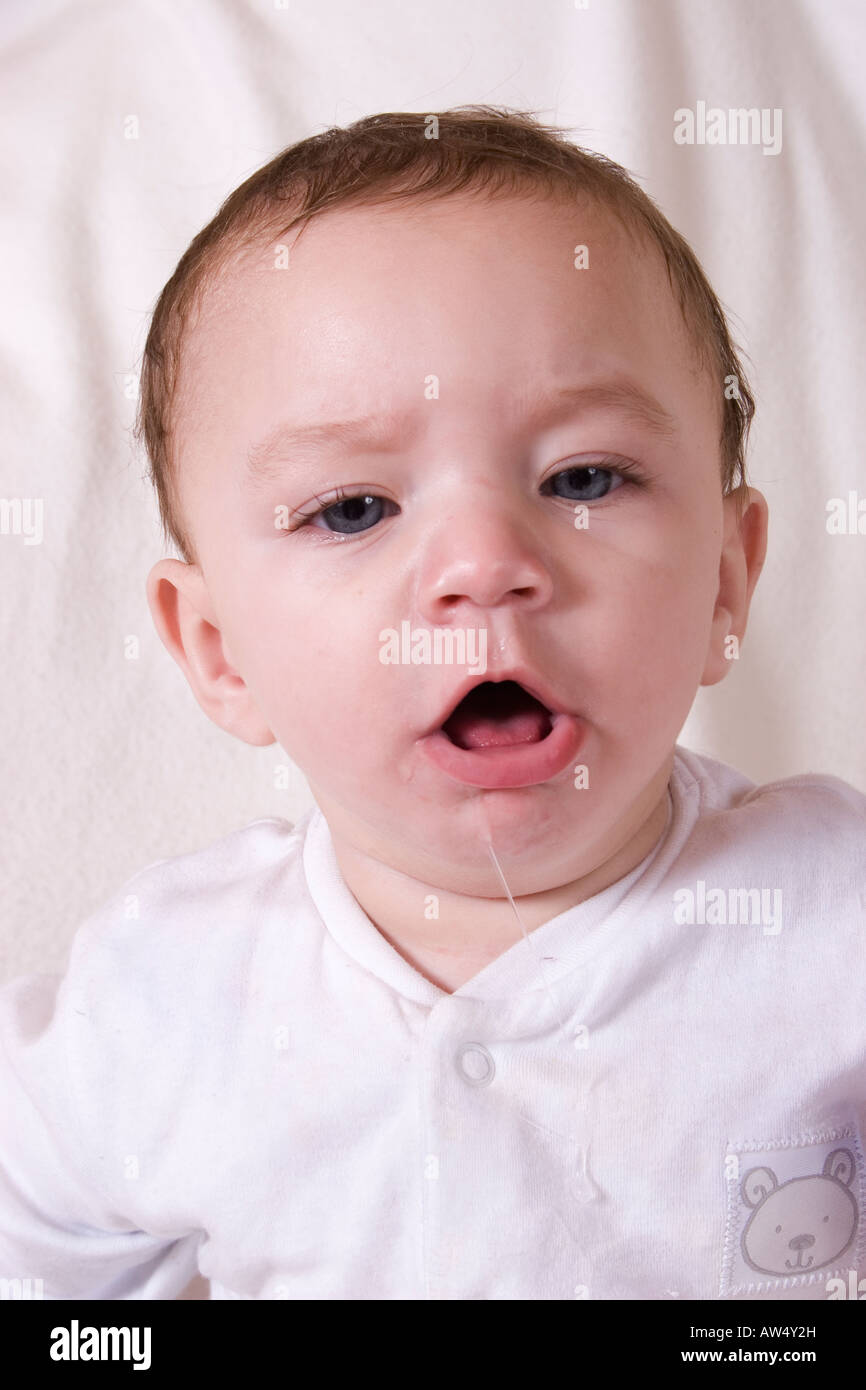 Watery eyes cold hires stock photography and images Alamy