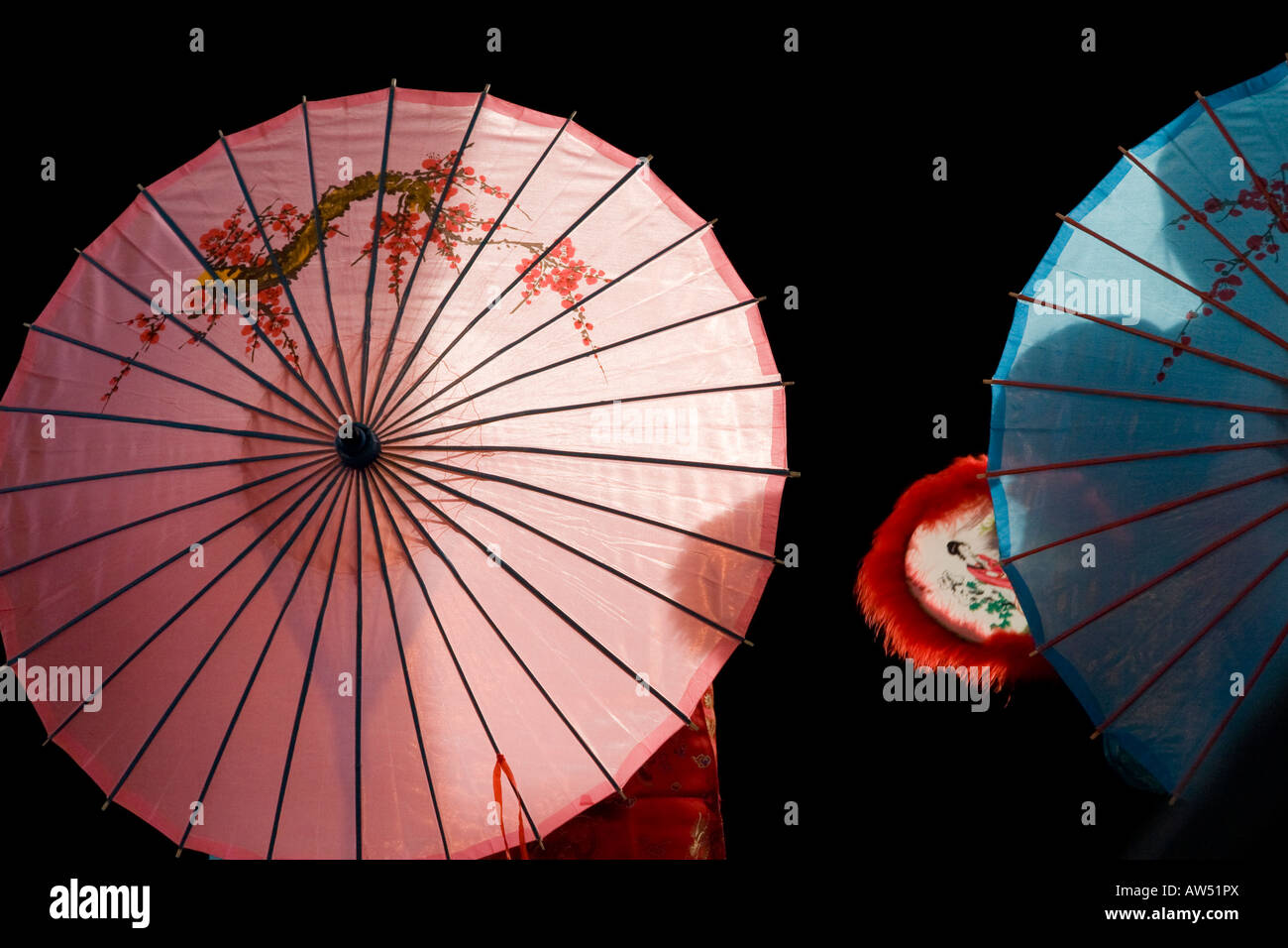 Chinese umbrella hires stock photography and images Alamy