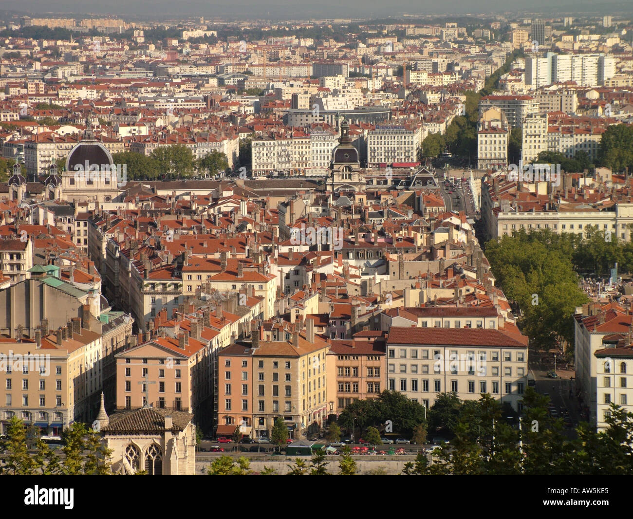 Village outside of lyon france hi-res stock photography and images - Alamy