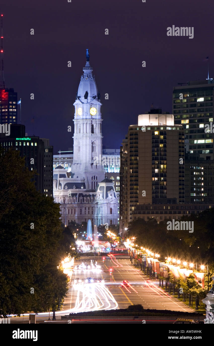 Benjamin Franklin Parkway Philadelphia Stock Photo Alamy