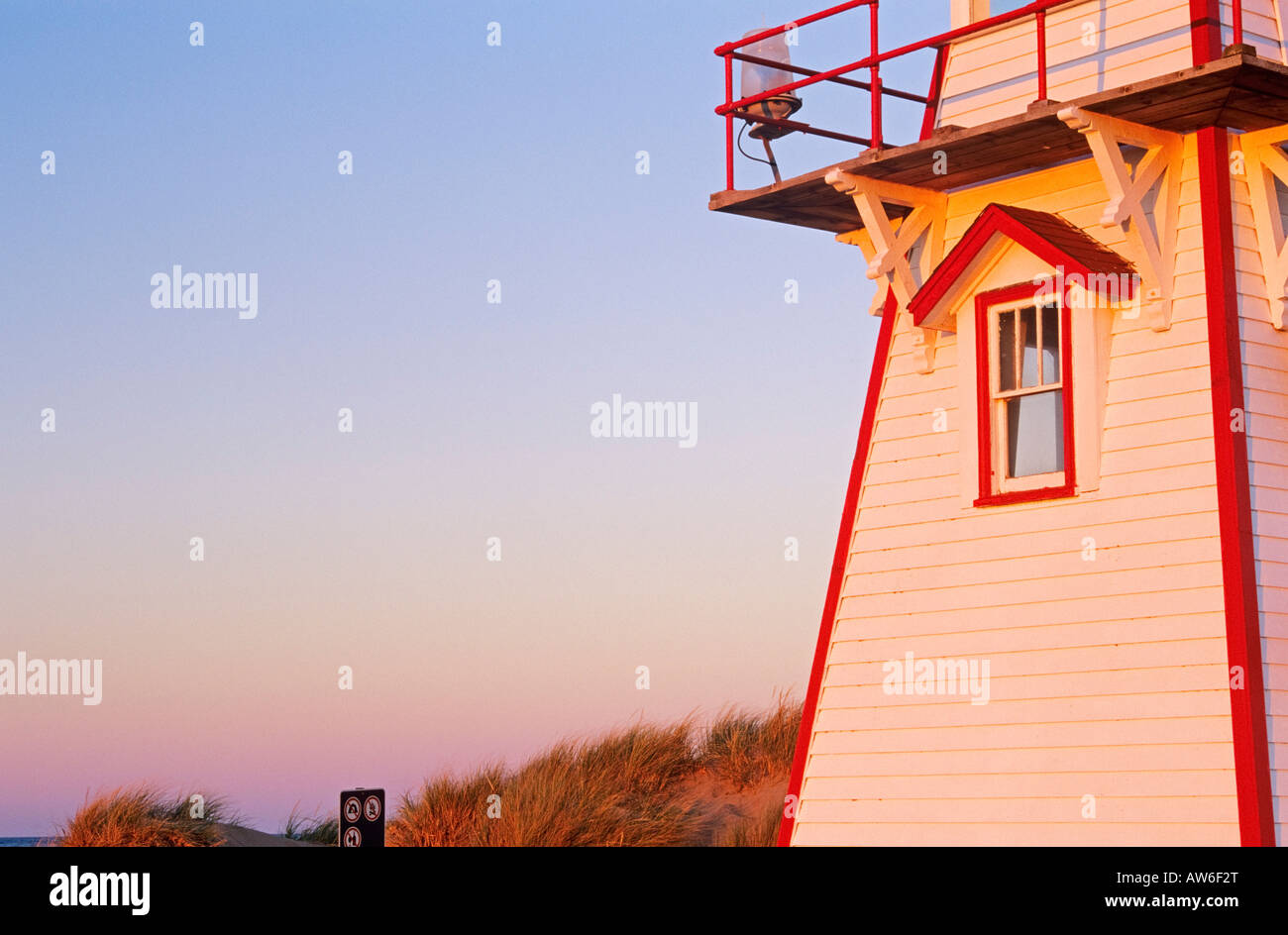 Cove Head Lighthouse, Prince Edward Island National Park, Prince Edward Island, Canada Stock Photo