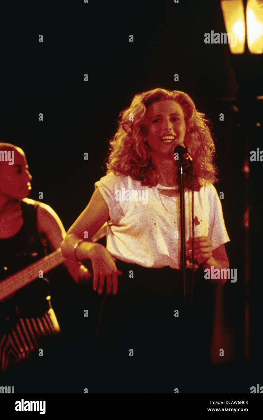 Sophie b hawkins hi-res stock photography and images - Alamy