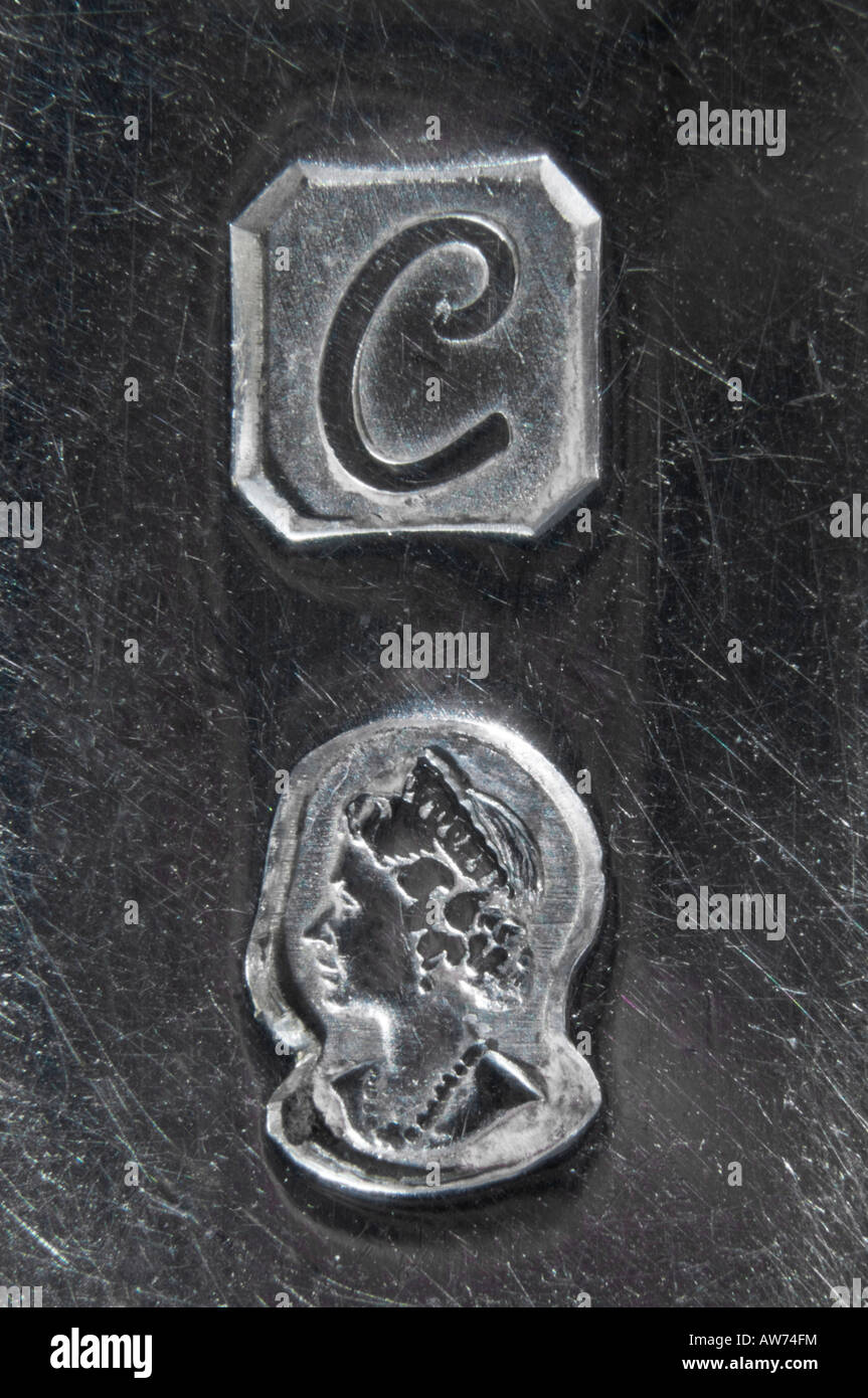 Silver Hallmarks: Head of Queen Elizabeth II and date mark (C - 1977, Silver Jubilee Year) Stock Photo