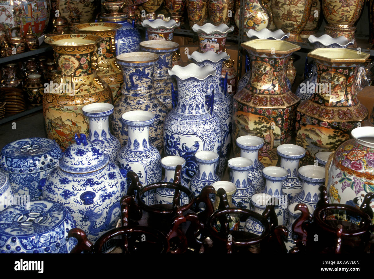 porcelain vase, porcelain vases, vendor, Chatuchak Weekend Market