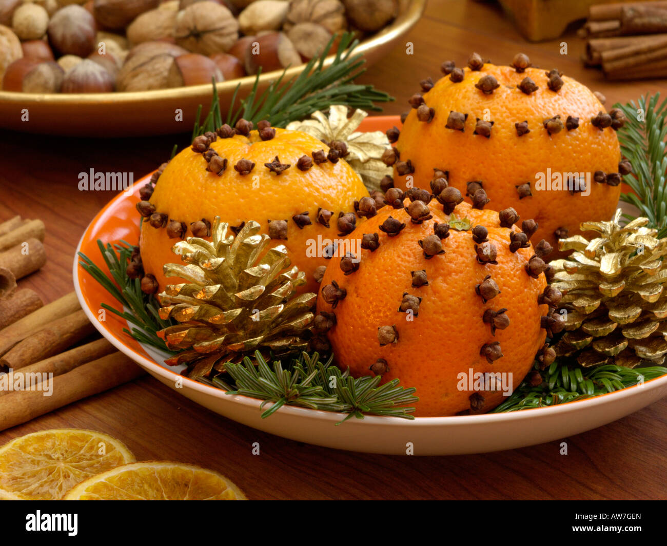 Orange (Citrus sinensis) and clove (Syzygium aromaticum) Stock Photo