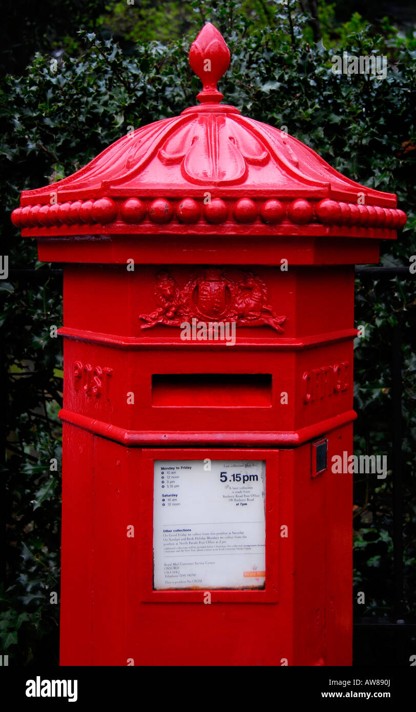victorian post box Stock Photo Alamy