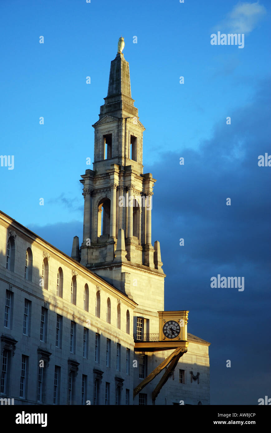 Leeds City Hall Stock Photo Alamy