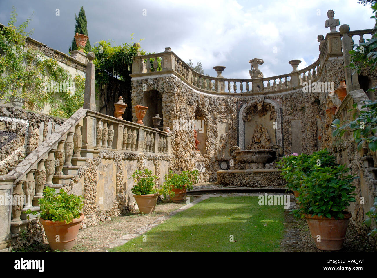 Gardens Of The Villa Gamberaia At Settignano Florence Tuscany Italy gardens-of-the-villa-gamberaia-at-settignano-florence-tuscany-italy