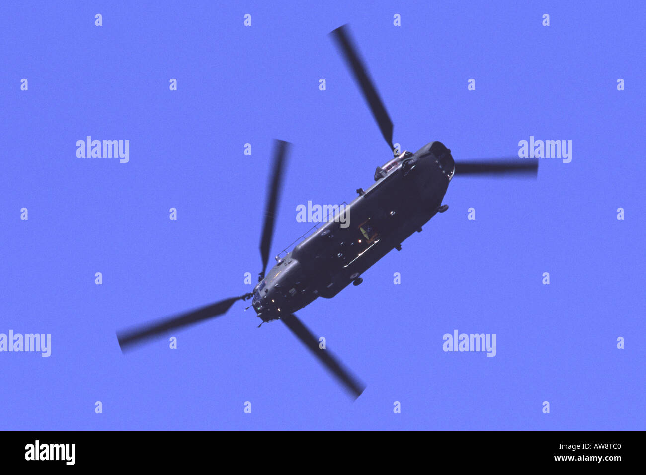 Chinook hc 2 raf military hires stock photography and images Alamy