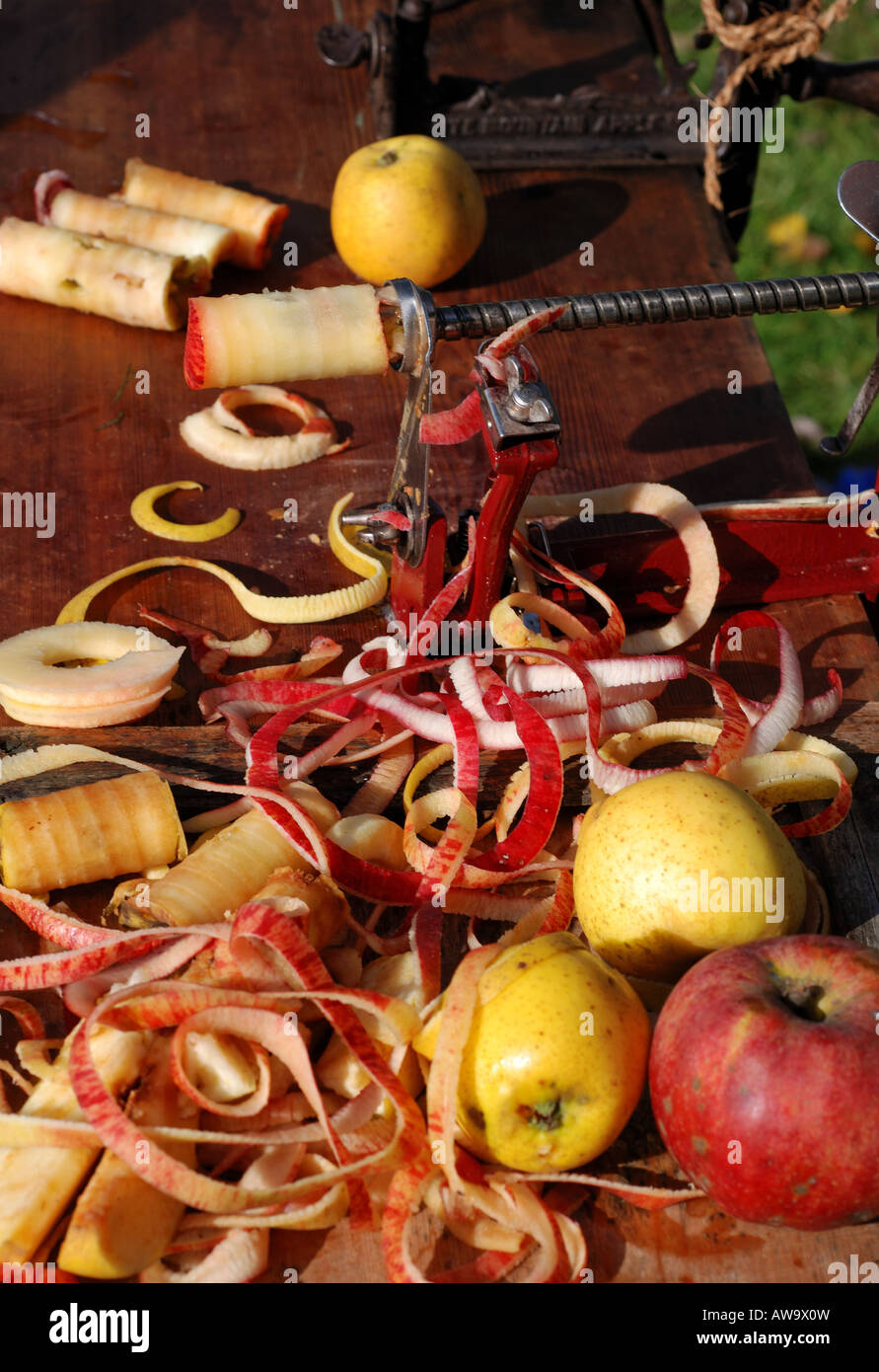 The apple peeler hi-res stock photography and images - Page 2 - Alamy