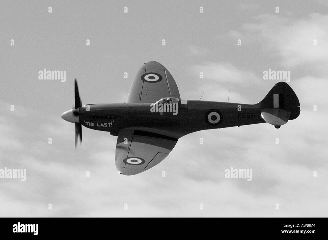 Spitfire Black and White Stock Photos & Images - Alamy