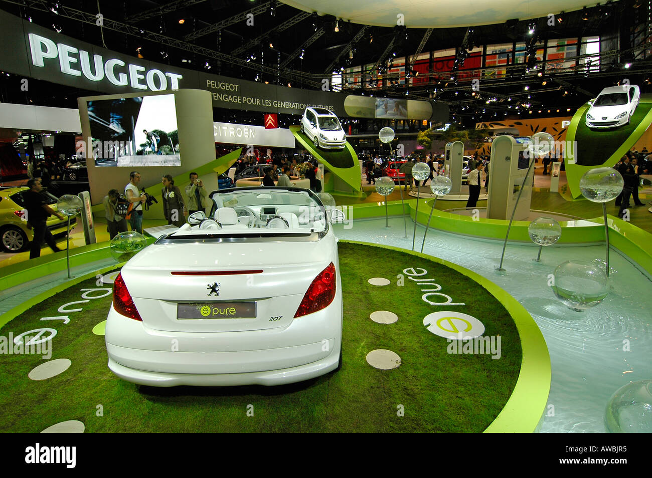 Overview of the Peugeot stand at the 2006 Paris World Car Exhibition Stock Photo