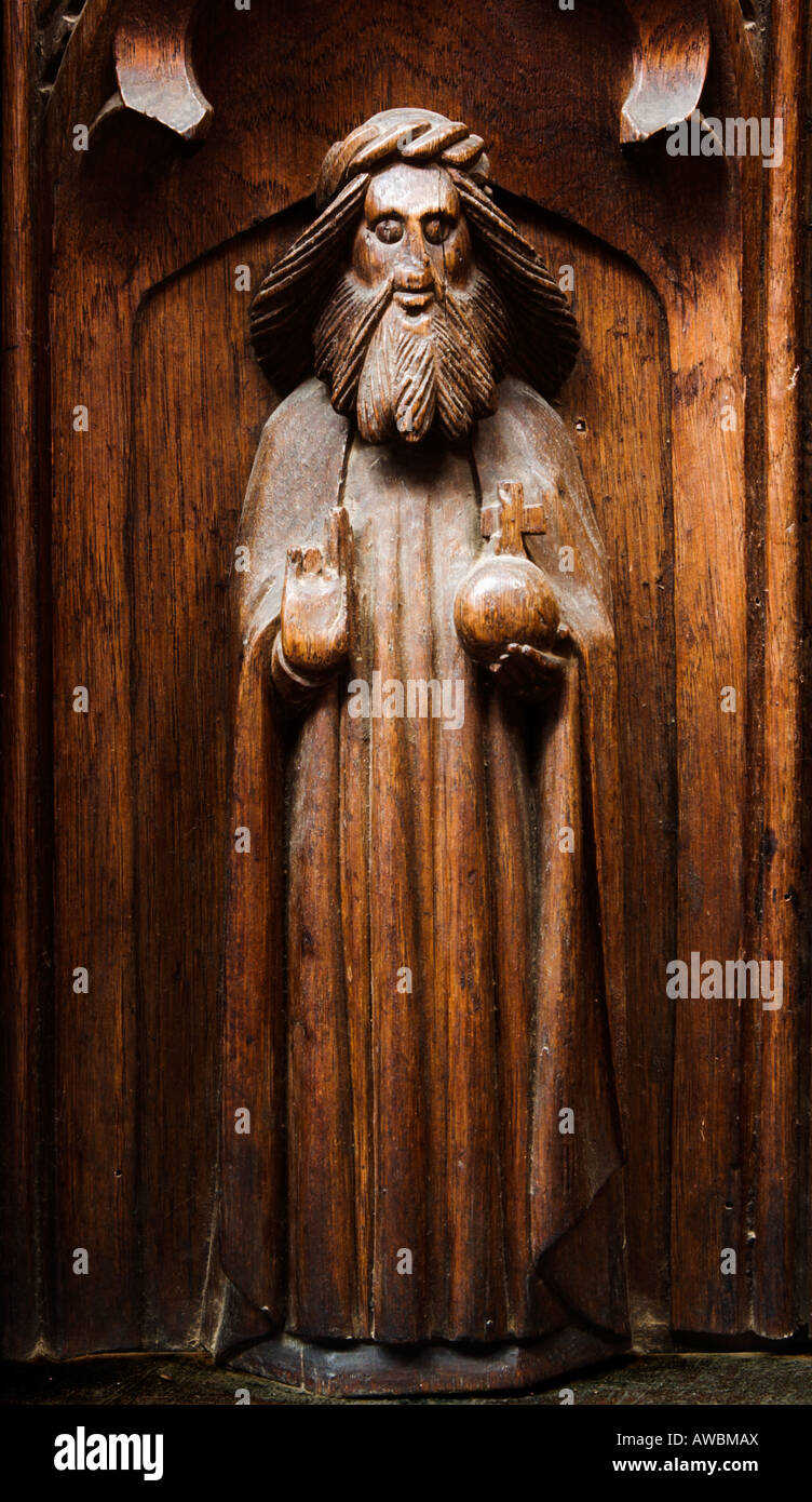 Wooden statue of jesus christ hi-res stock photography and images - Alamy