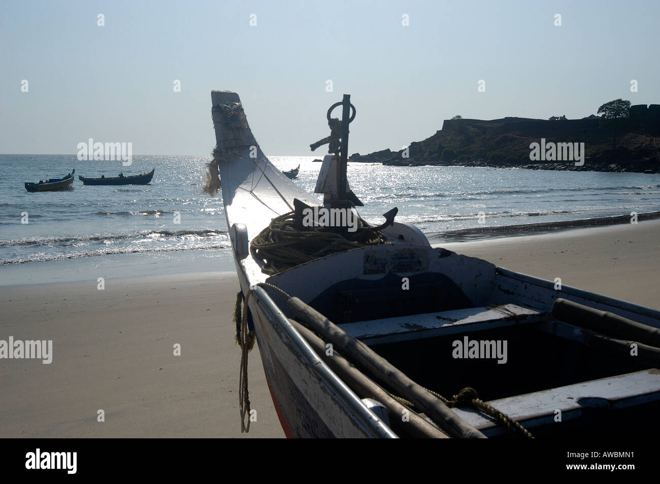 FISHING BOATS IN BEACH NEAR BEKAL FORT, KANJANGAD/KANHANGAD, KASARAGOD DIST Stock Photo