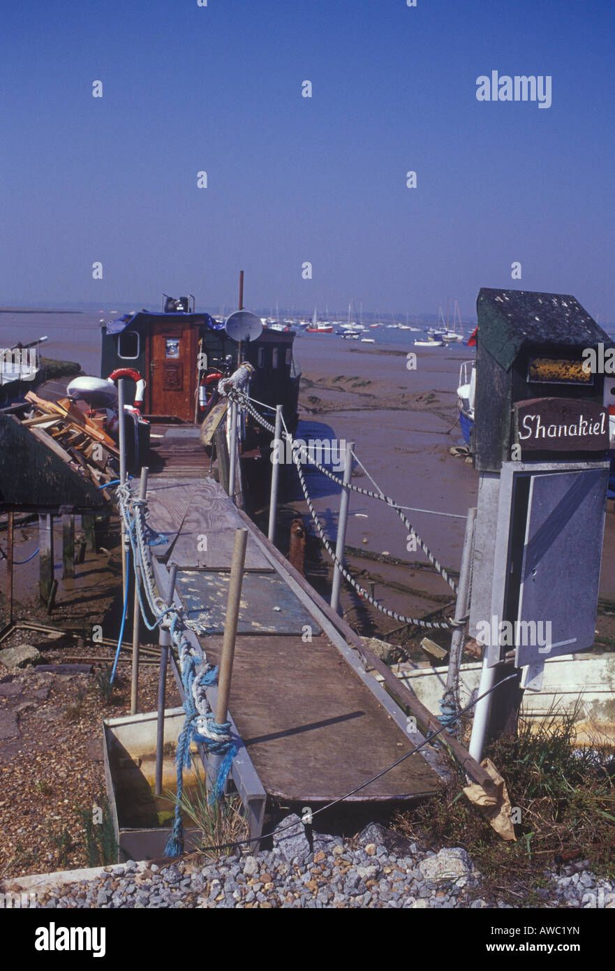 Houseboat at Felixstowe Ferry on Deben Estuary Suffolk Stock Photo Alamy