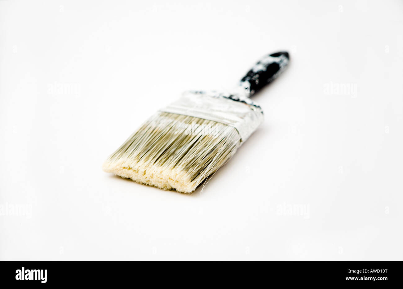 Paint brush with white paint Stock Photo - Alamy