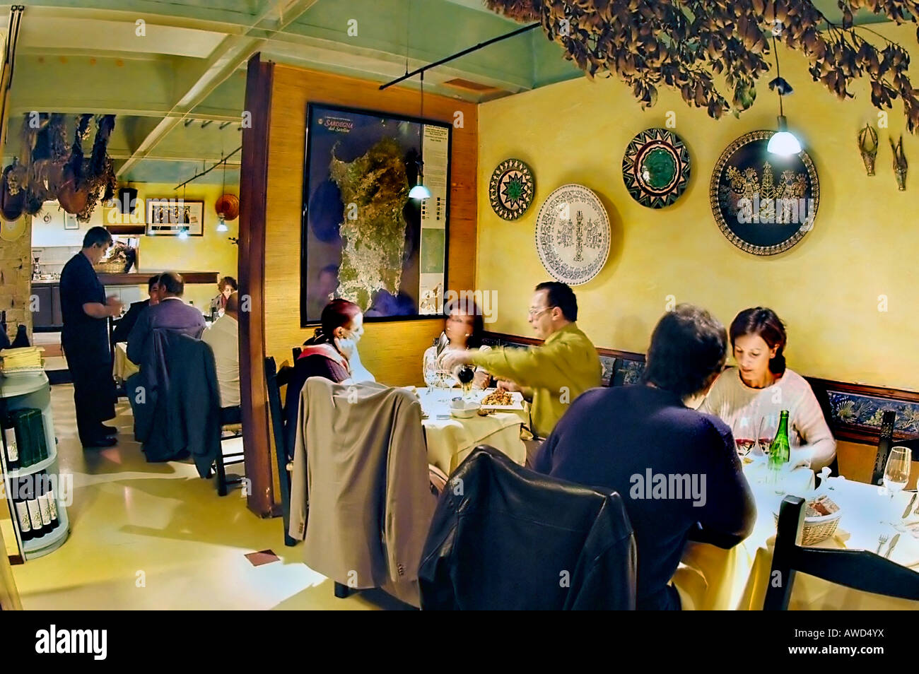 PARIS France, People Sharing Meals in 'Sardegna a Tavola' 'Italian Restaurant' inside, romantic restaurant interior Stock Photo
