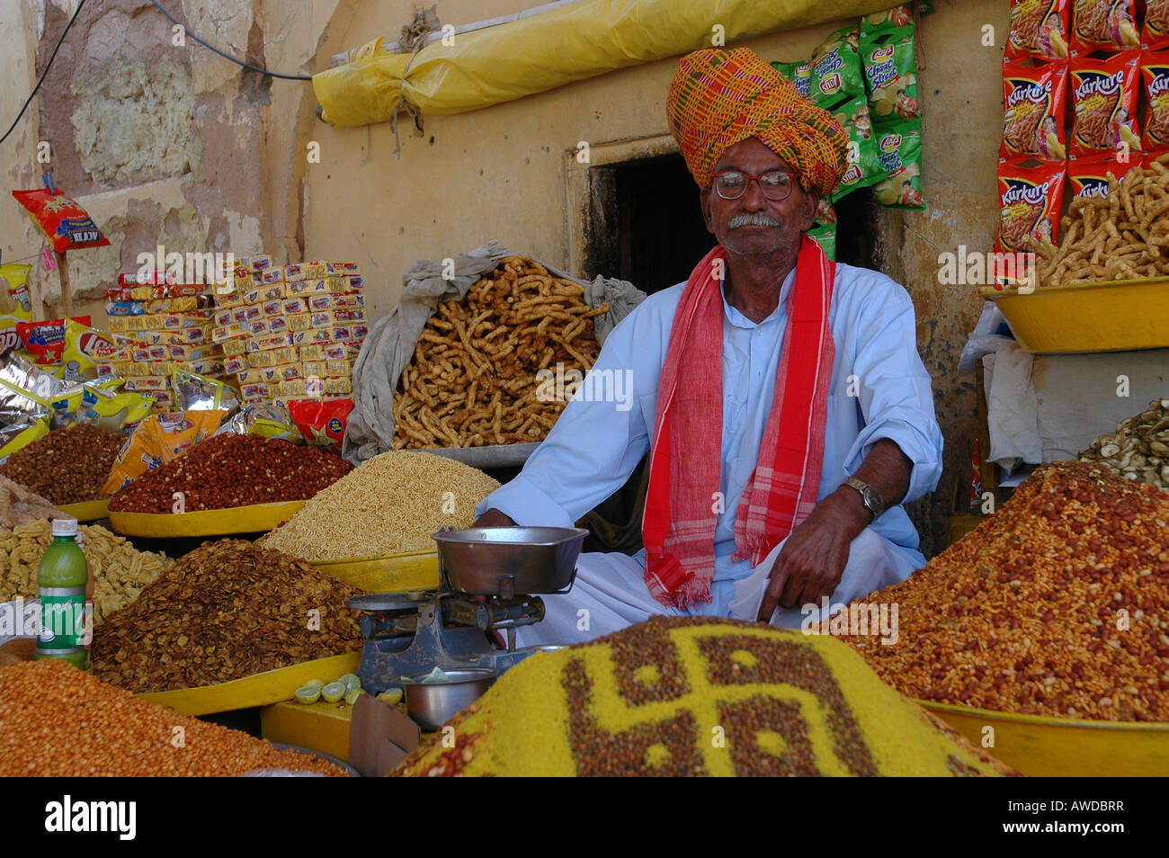 Spice dealer in front of Amber Palace, Rajasthan, India Stock Photo