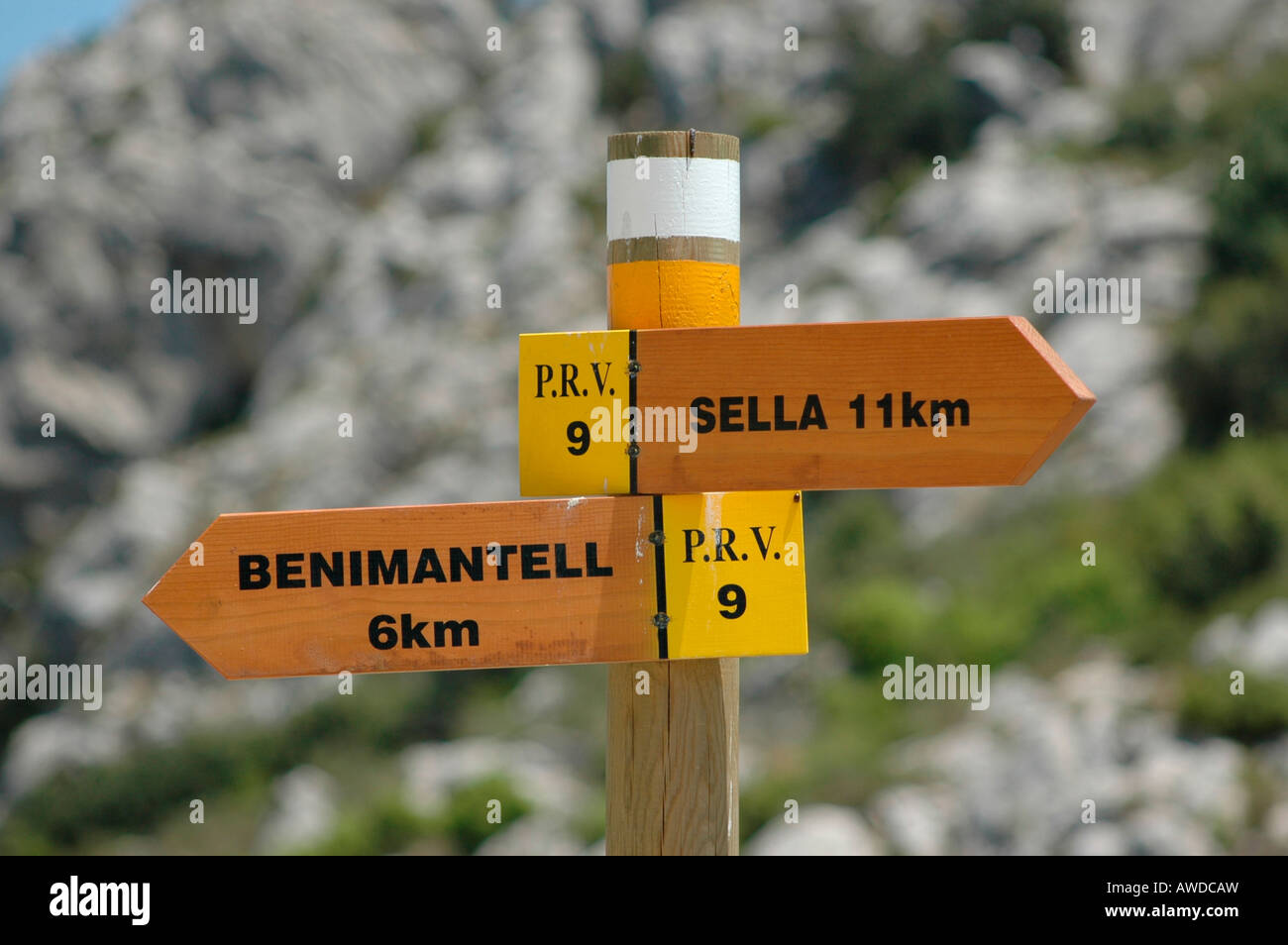 Directional sign for hikers, Sierra de Aitana, Costa Blanca, Spain, Europe Stock Photo