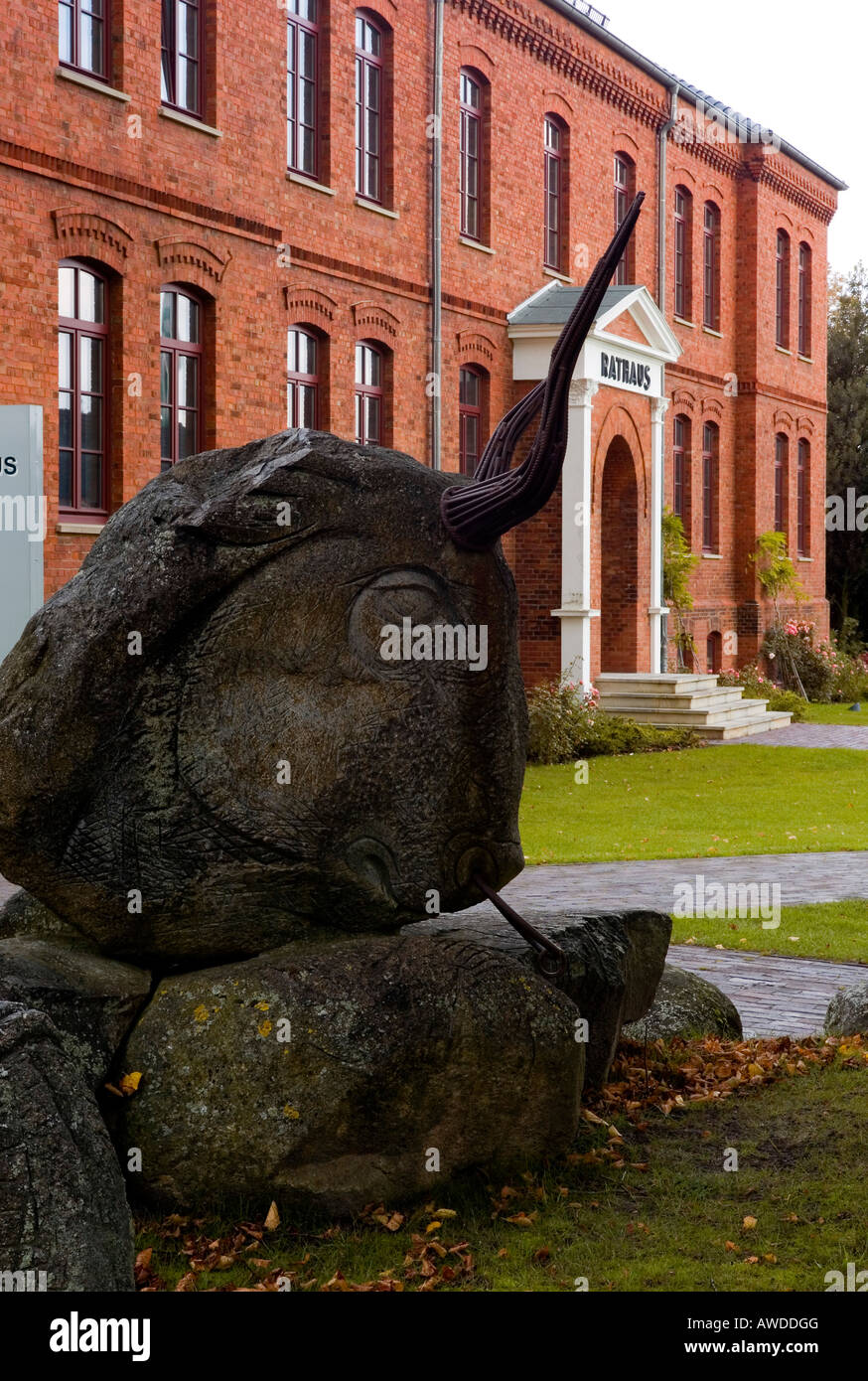 Town hall and bull sculpture, Osterholz-Scharmbeck, Lower Saxony, Germany Stock Photo
