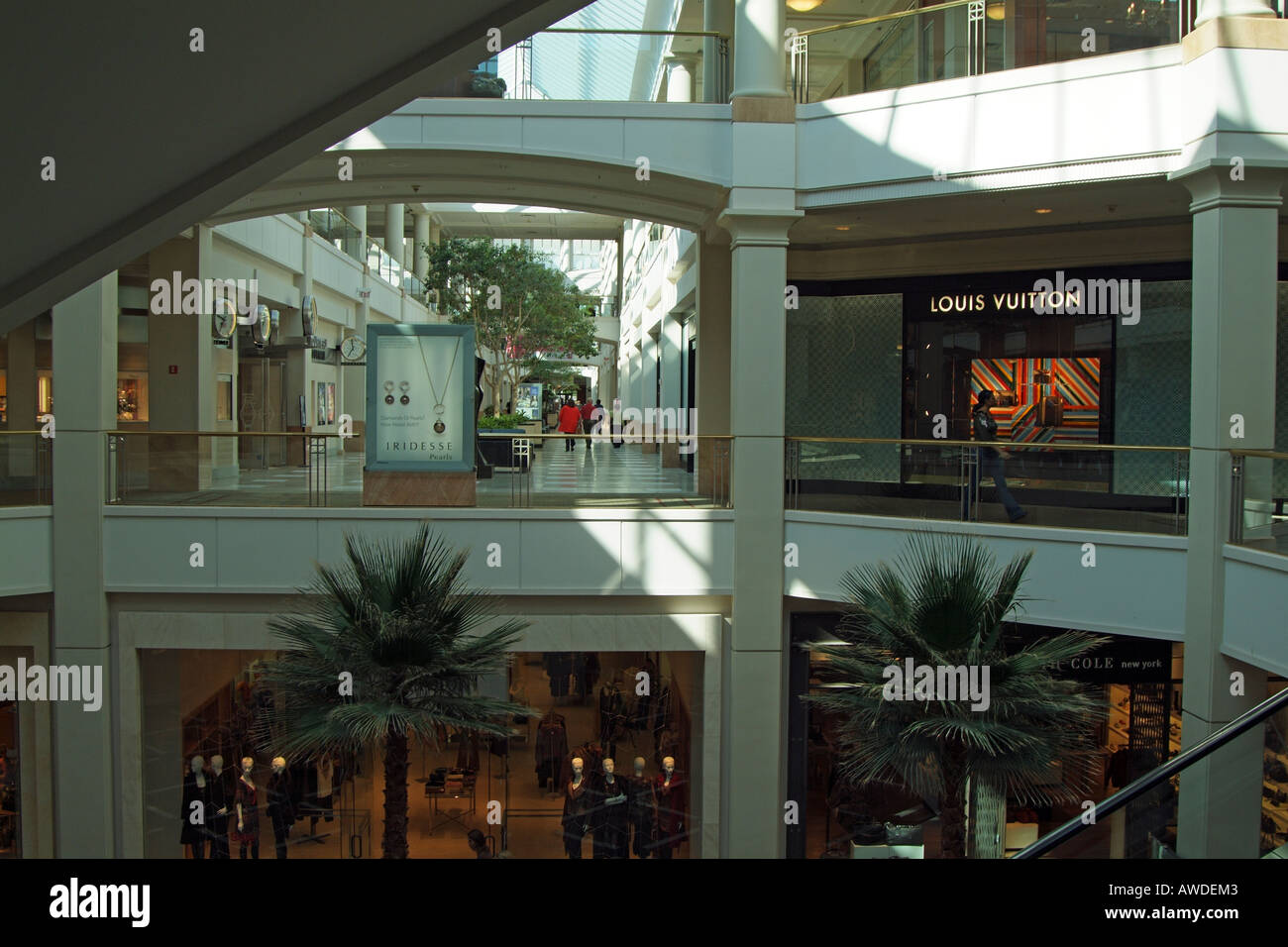 Fashion valley mall Stock Photo - Alamy