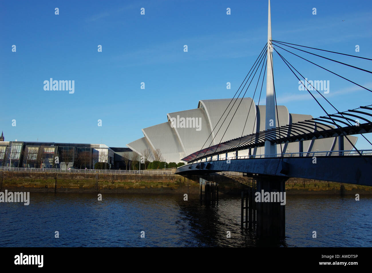 Clyde Auditorium and Bells Bridge over the River Clyde in Glasgow Stock ...