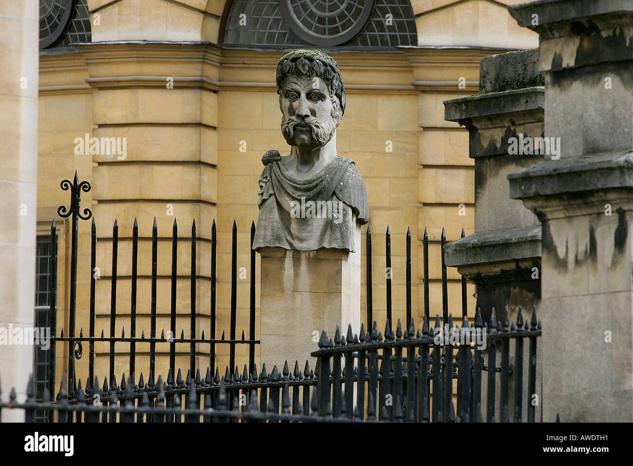 Oxford city centre monument statue sculpture building heritage history