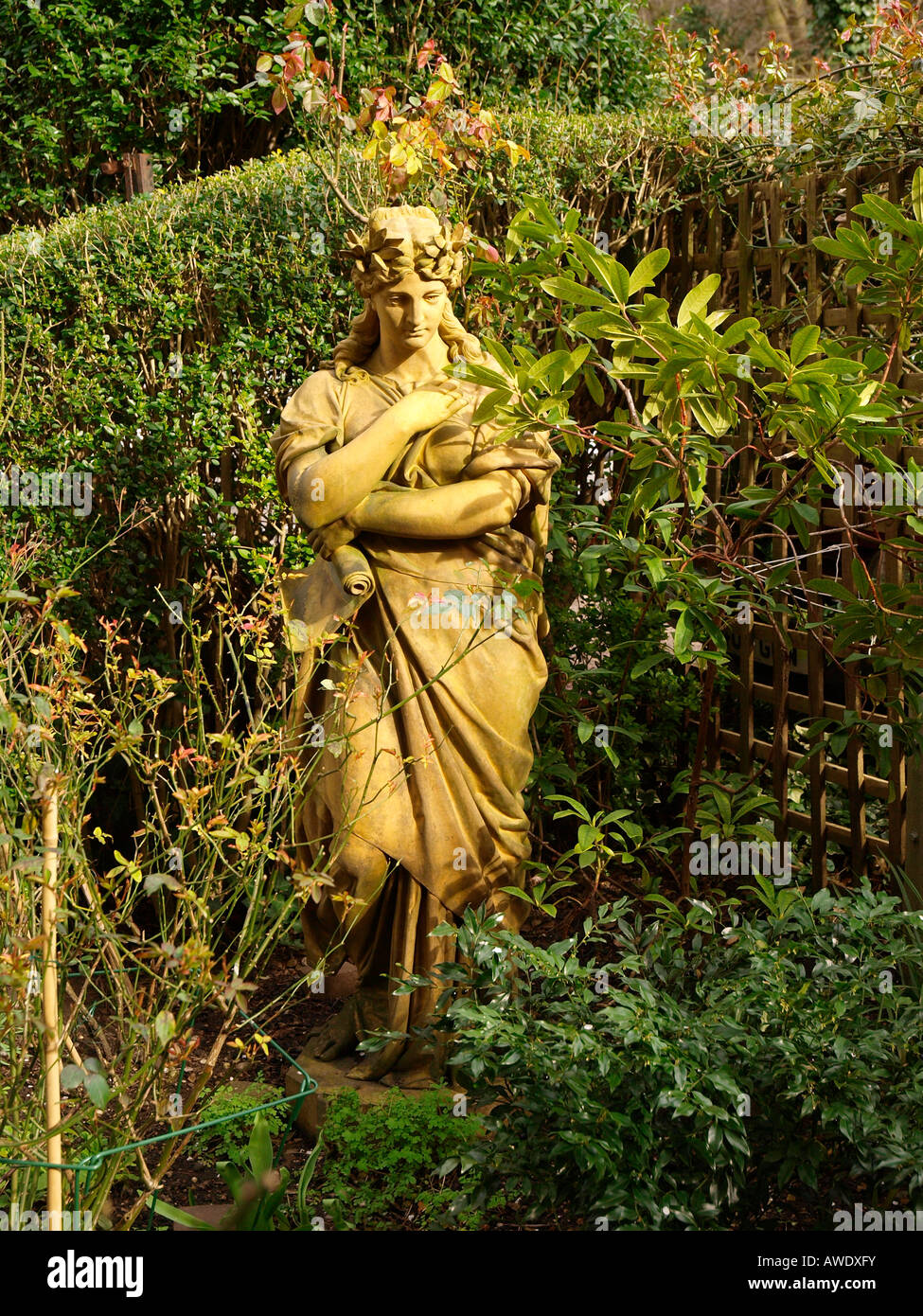 Garen statue woman maiden Hampstead London Stock Photo Alamy