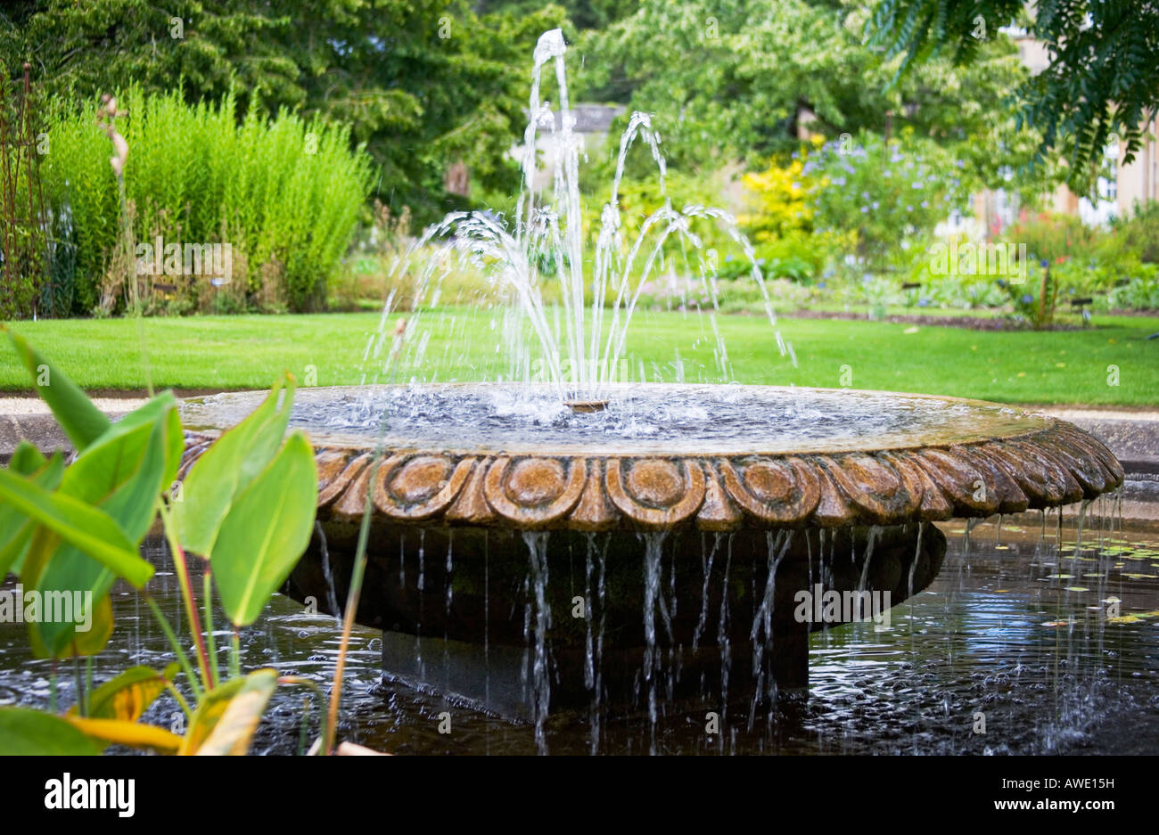 The fountain at the Botanic Gardens, Oxford, England, UK Stock Photo