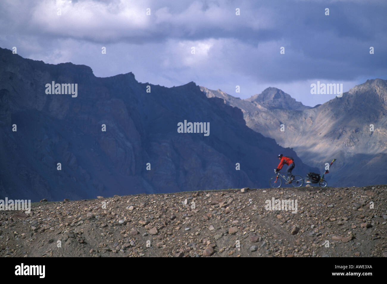 Man riding bike india hi res stock photography and images Page 11 Alamy
