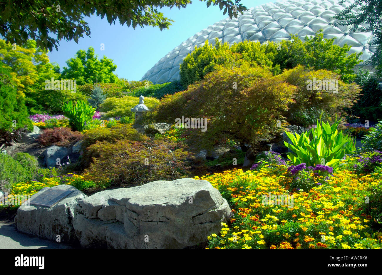 Formal botanical gardens queen elizabeth hires stock photography and
