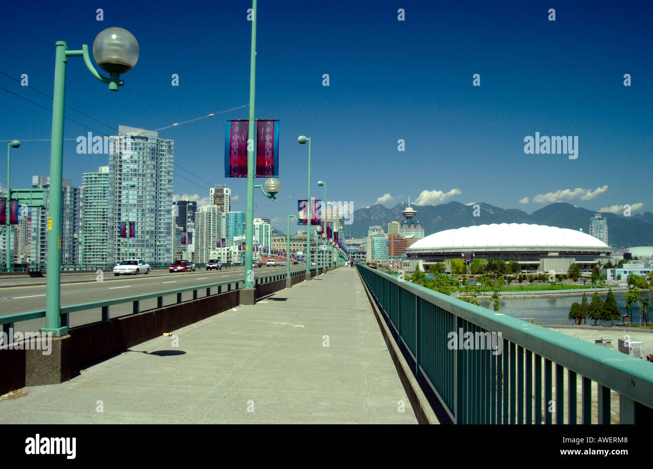 Vancouver city skyline bc hi-res stock photography and images - Alamy